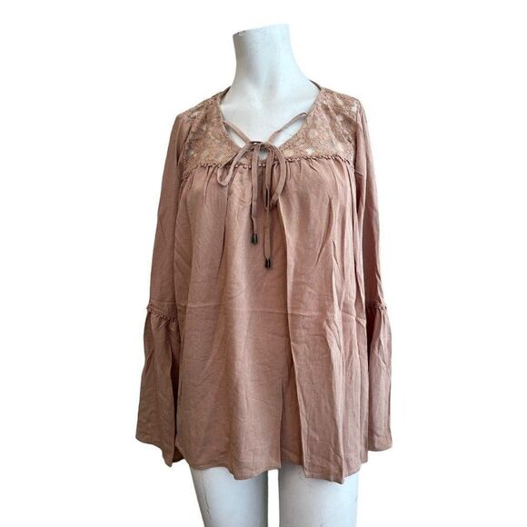 Doe & Rae Tops - Doe & Rae Large Long Sleeve Blouse Lace Dusty Rose Blush Tunic Lightweight NWT